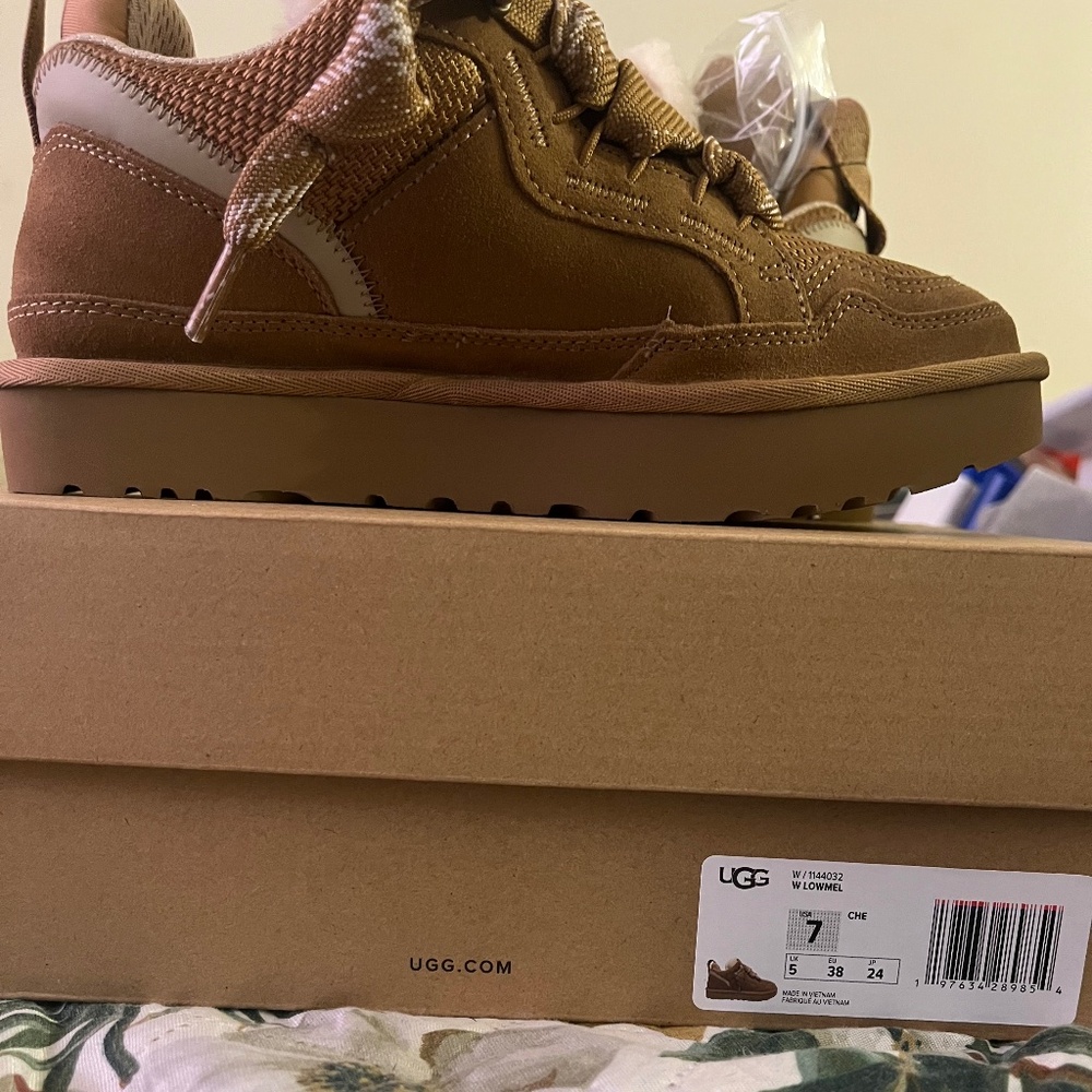 Chestnut Women’s Size 7 Lowmel